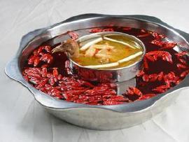 餐飲技術(shù)轉(zhuǎn)讓 火鍋、石鍋魚、牛雜火鍋的商業(yè)機(jī)遇與實(shí)施要點(diǎn)